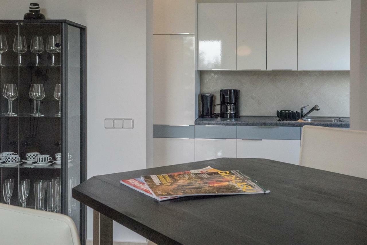 Apartment Annabela Banjol Extérieur photo